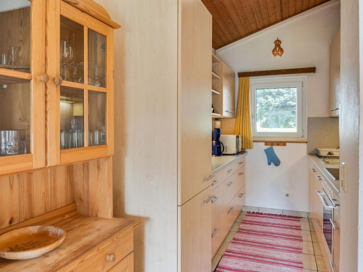 Spacious Chalet In Maishofen Near Forest ภายนอก รูปภาพ