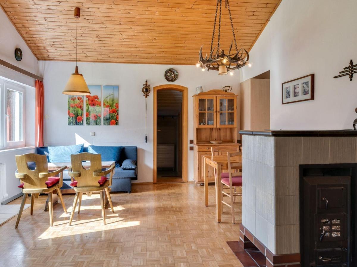 Spacious Chalet In Maishofen Near Forest ภายนอก รูปภาพ