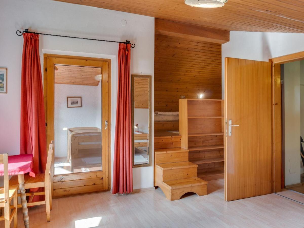 Spacious Chalet In Maishofen Near Forest ภายนอก รูปภาพ